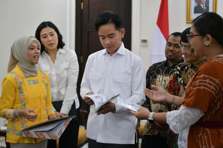 Polemik Pemakzulan Gibran: Demokratis atau Drama Politik?