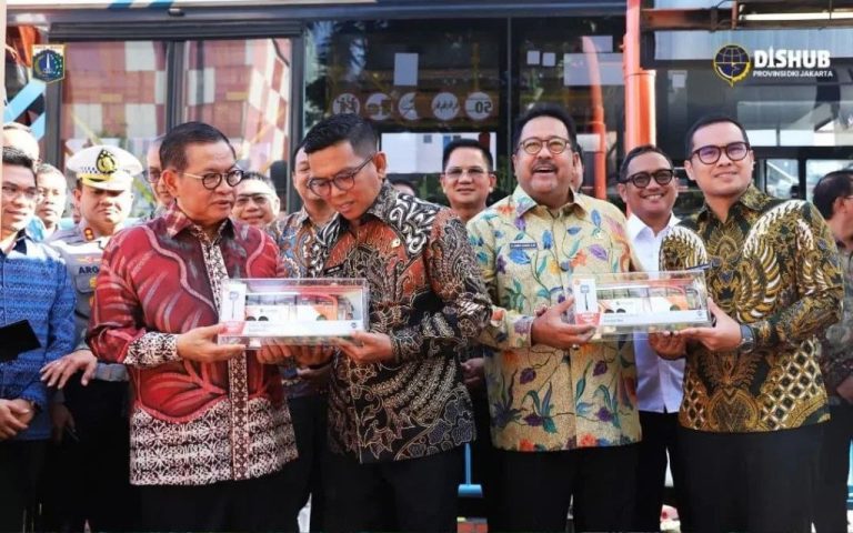 Transjabodetabek Alam Sutera–Blok M Beroperasi: Simak Rute dan Tarif