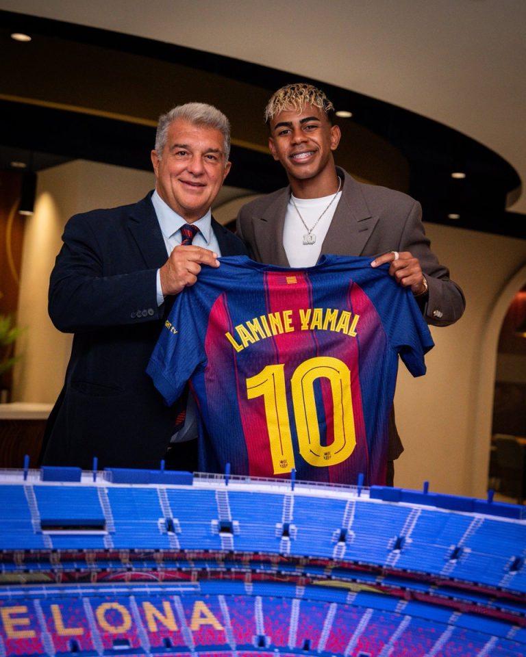 Lamine Yamal, Bintang Muda Barcelona dengan Nomor 10 Legendaris dan Kontrak Baru hingga 2031