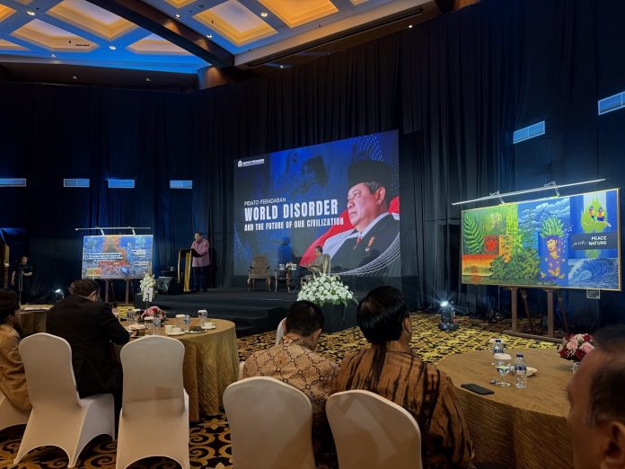 Presiden ke-6 RI Susilo Bambang Yudhoyono (SBY) saat memberikan pidato peradaban bertajuk 