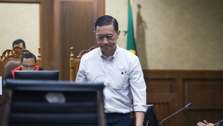 Tom Lembong Divonis 4,5 Tahun Penjara: Tak Nikmati Hasil Korupsi, Putusan Hakim Dinilai Janggal