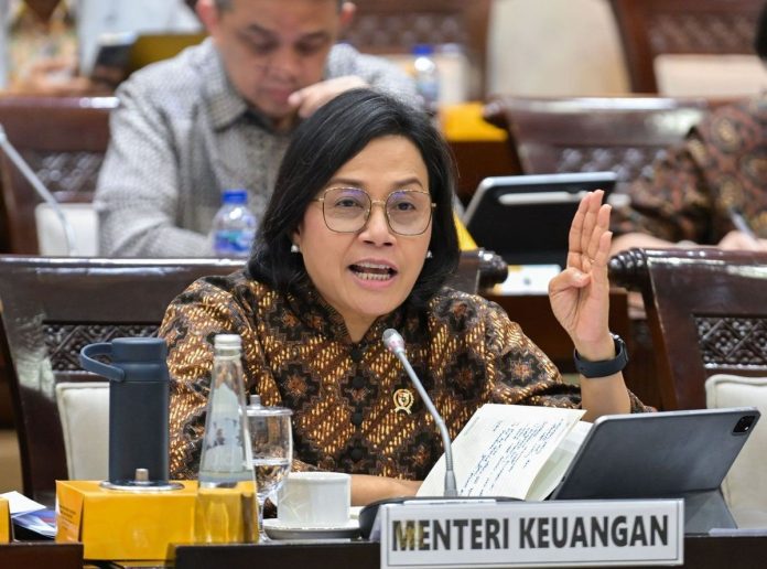 Sri Mulyani angkat bicara usai rumahnya di Bintaro diserbu massa. Ia menanggapi lewat Instagram pada Senin (1/9), menyampaikan terima kasih atas doa publik dan menegaskan kritik maupun makian akan dijadikan bahan perbaikan.