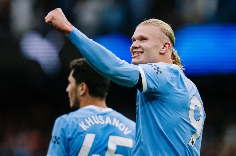 Manchester United Tumbang, Haaland & Foden Antar City Menang 3-0