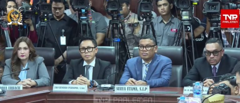 MKD DPR Jatuhkan Sanksi ke Sahroni dan Eko Patrio, Uya Kuya dan Adies Kadir Dipulihkan