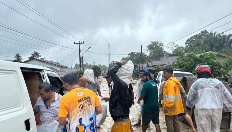 Dapur MBG Jadi Garda Depan Bantuan Pangan Banjir Aceh–Sumut–Sumbar