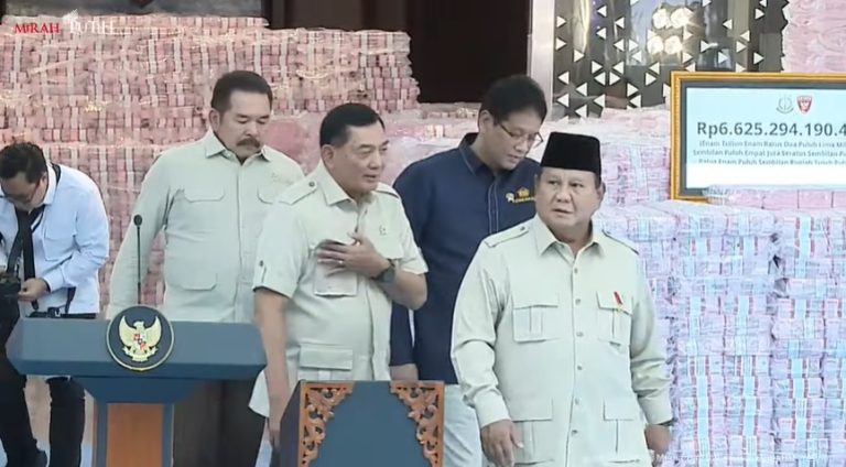 Prabowo Saksikan Penyerahan Rp6,6 Triliun Hasil Penyelamatan Keuangan Negara di Kejagung