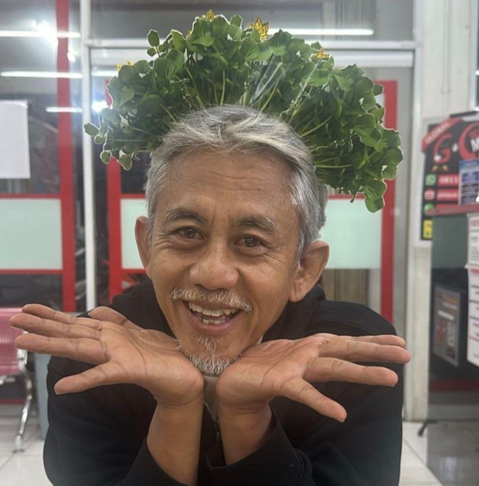 Aktor senior Epy Kusnandar meninggal dunia pada Rabu, 3 Desember 2025 pukul 14.24 WIB.