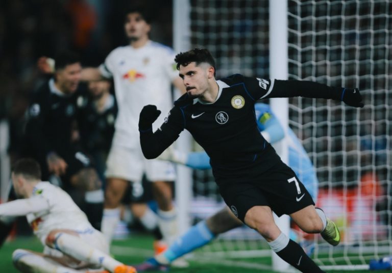 Hasil Leeds vs Chelsea: The Blues Tumbang 1–3 di Elland Road