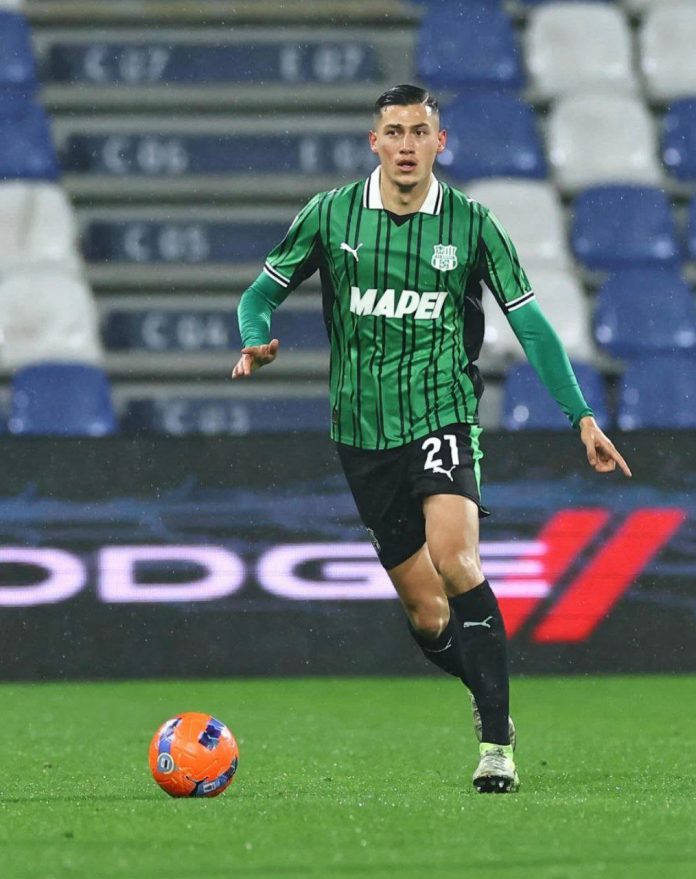 Bek tengah Sassuolo asal Indonesia, Jay Idzes.
