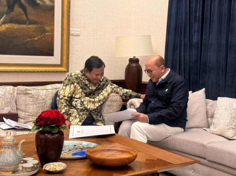 Prabowo Minta Percepatan Kampung Haji dan Hunian Korban Bencana Sumatra