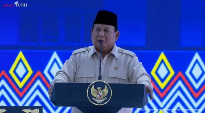 Presiden Prabowo Subianto meresmikan 166 Sekolah Rakyat yang tersebar di 34 provinsi dalam acara di Balai Besar Pendidikan dan Pelatihan Kesejahteraan Sosial (BBPPKS), Banjarbaru, Kalimantan Selatan, Senin (12/1/2026)