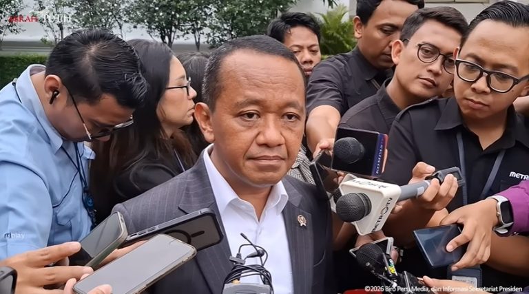 Bahlil Tegaskan IUP Tambang Emas Martabe Belum Dicabut Secara Administratif