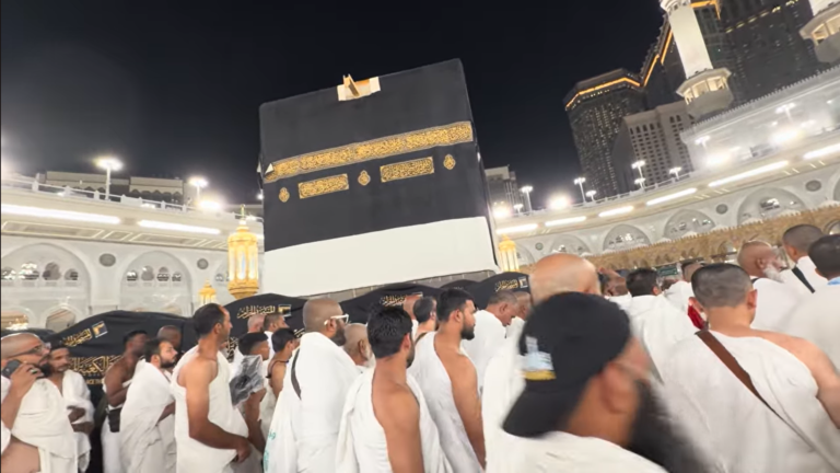 Makna Pergantian Kiswah Ka’bah di Tahun Baru Islam, Simbol Pembaruan Spiritual