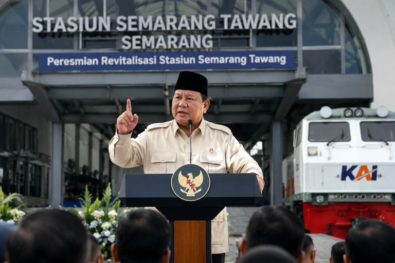 Prabowo Ingatkan Bangsa Jangan Lupakan Sejarah, Kereta Api Harus Layani Kota-Kota Kecil