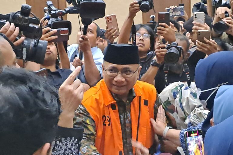 Didakwa Korupsi Kuota Haji Rp 622 M, Yaqut Cholil Disidang